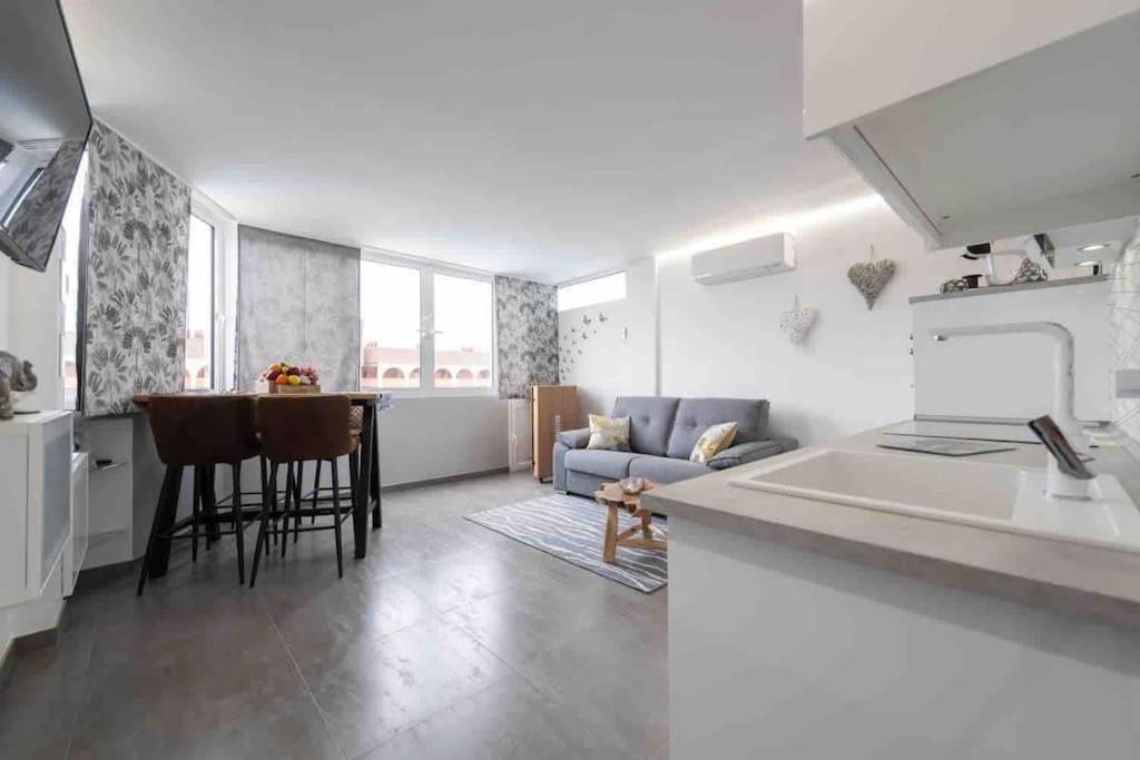 Appartement Attico Playa De Ingles Con Parking E Piscina à Playa del Inglés Extérieur photo